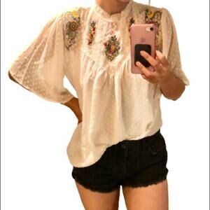 SIENNA SKY Boho Chic Embroidered Flowy Blouse NWT